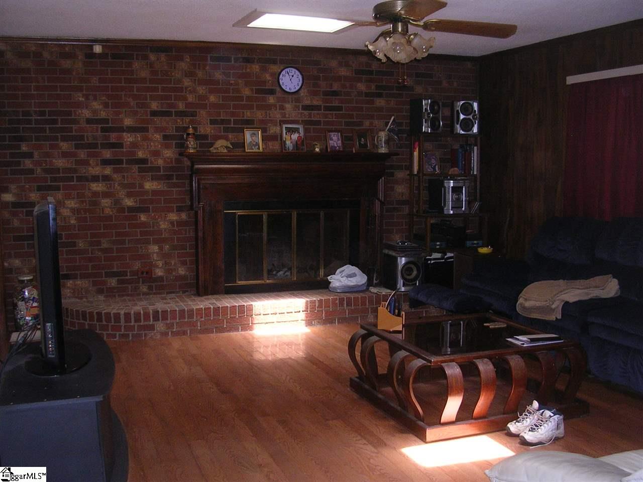 404 Butler Road Pelzer, SC 29669 - Photo 5 of 17 Gallery Image 5