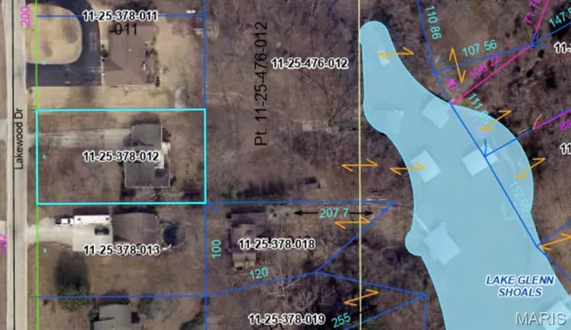 $399,000 | 207 Lakewood Drive, Hillsboro, IL 62049