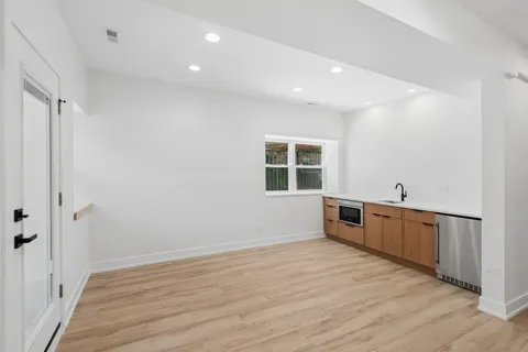 $1,900,000 | 2647 West Walton Street, Chicago, IL 60622