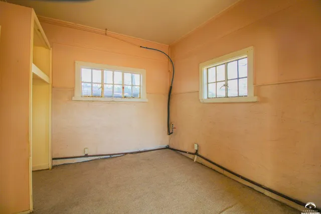 $270,000 | 25388 Chieftain Road, Lawrence, KS 66044