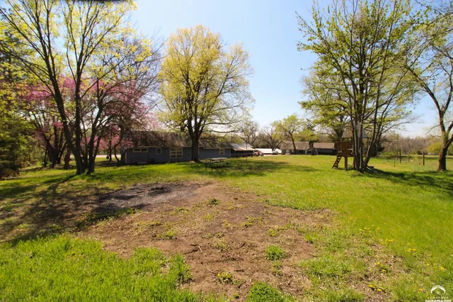 $270,000 | 25388 Chieftain Road, Lawrence, KS 66044