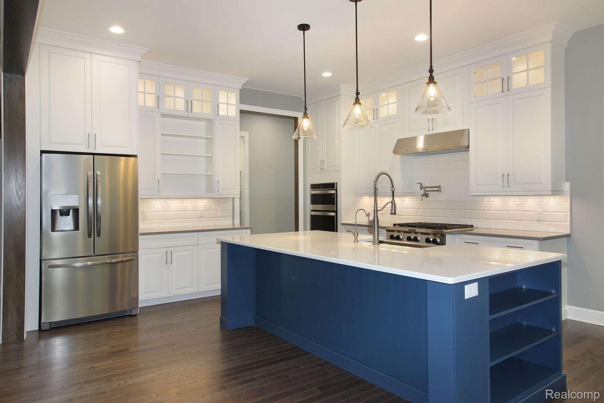 47725 Card Road Macomb, MI 48044 - Photo 1 of 24 Gallery Image 1