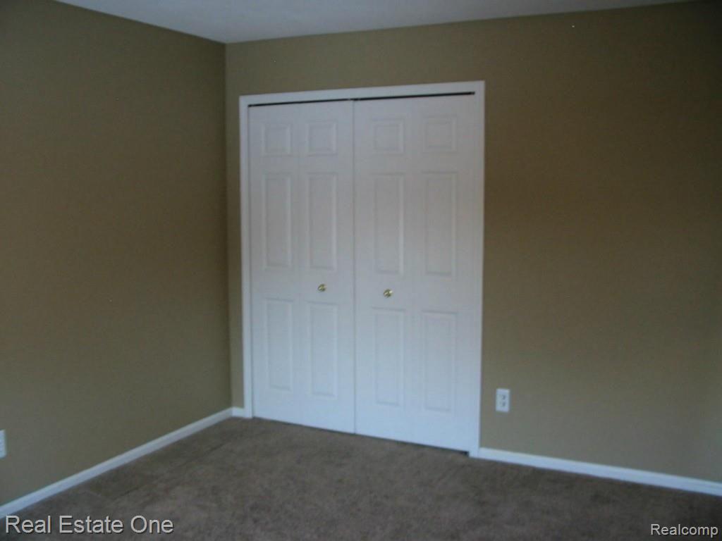 1600 Dunston Road Canton, MI 48188 - Photo 25 of 39 Large Spare Bedroom/Large Closets.