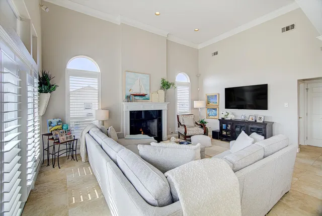 $524,900 | 1095 Redfish Street, Bayou Vista, TX 77563