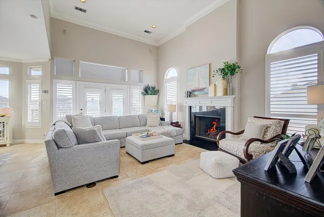 $524,900 | 1095 Redfish Street, Bayou Vista, TX 77563