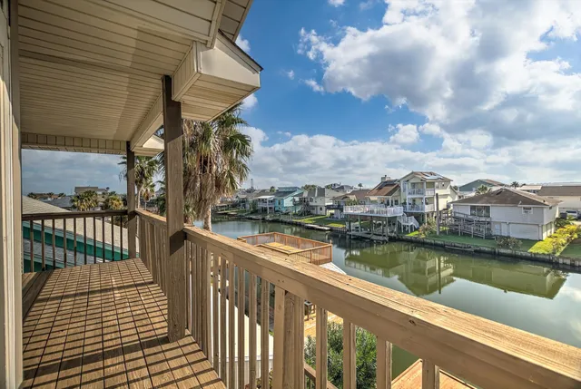 $524,900 | 1095 Redfish Street, Bayou Vista, TX 77563