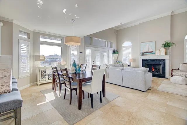 $524,900 | 1095 Redfish Street, Bayou Vista, TX 77563