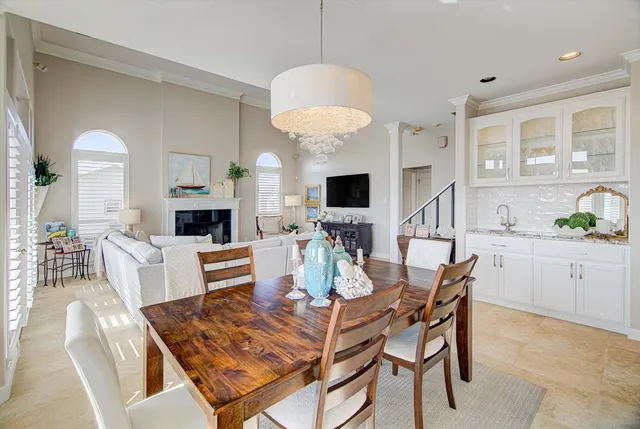 $524,900 | 1095 Redfish Street, Bayou Vista, TX 77563