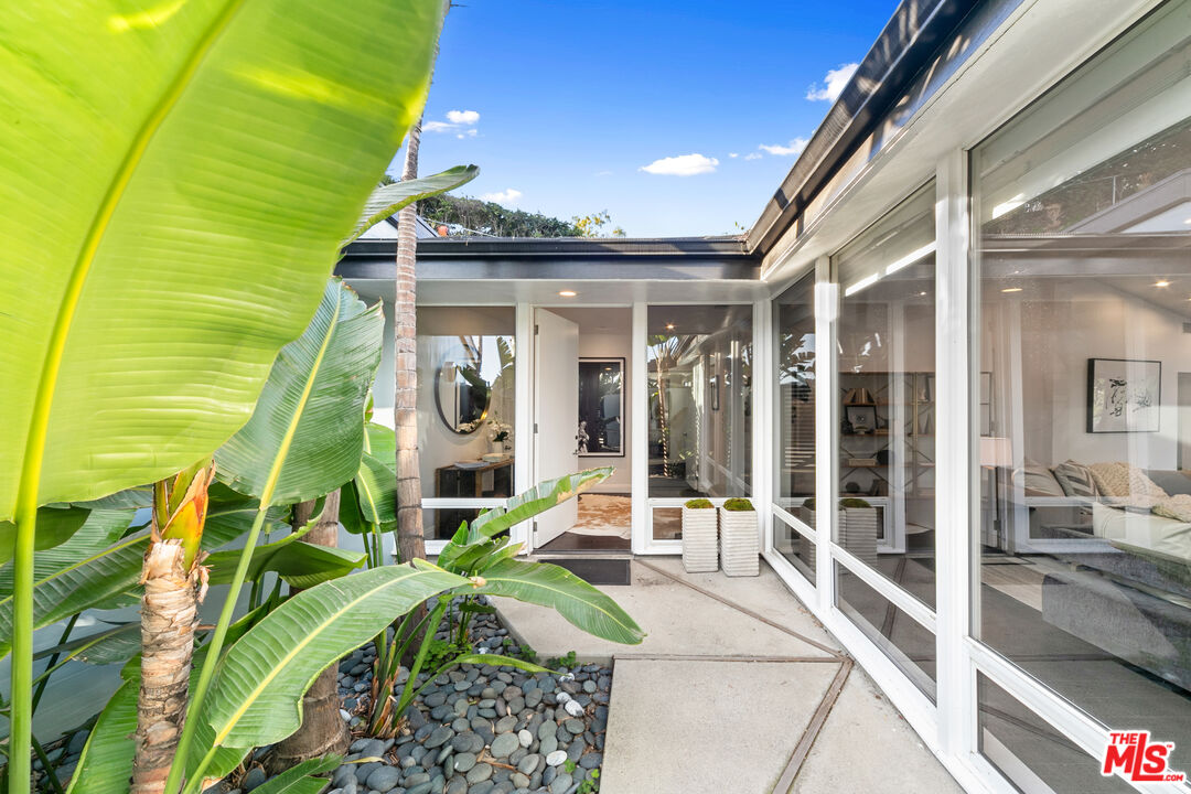 1820 Braemar Road Pasadena, CA 91103 - Photo 25 of 75