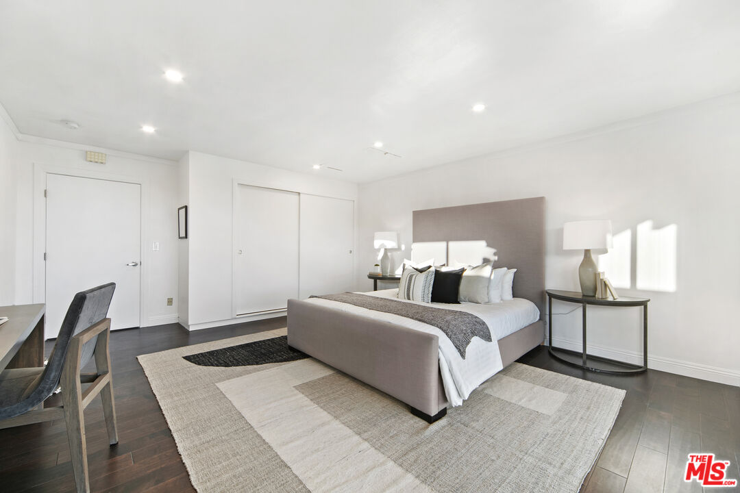 1820 Braemar Road Pasadena, CA 91103 - Photo 43 of 75 a bed room with a bed and chair