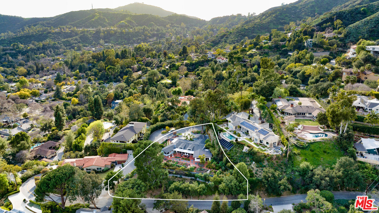 1820 Braemar Road Pasadena, CA 91103 - Photo 61 of 75 an aerial view of multiple house