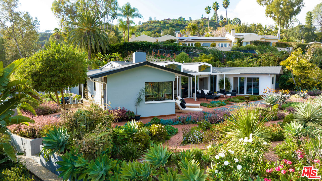 1820 Braemar Road Pasadena, CA 91103 - Photo 69 of 75