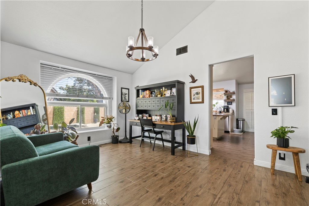 3906 North Flame Tree Avenue Rialto, CA 92377 - Photo 10 of 50
