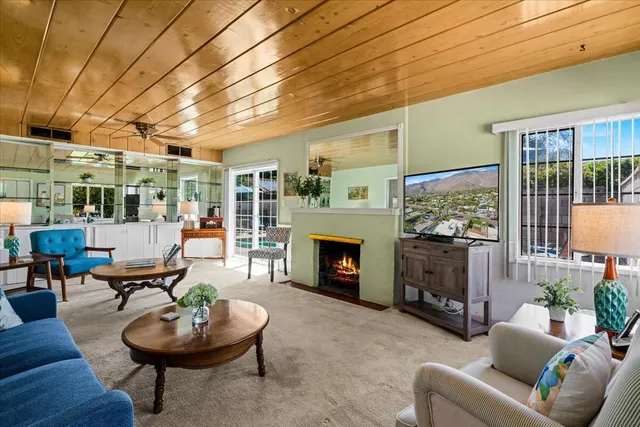 $892,000 | 572 North Calle Marcus, Palm Springs, CA 92262