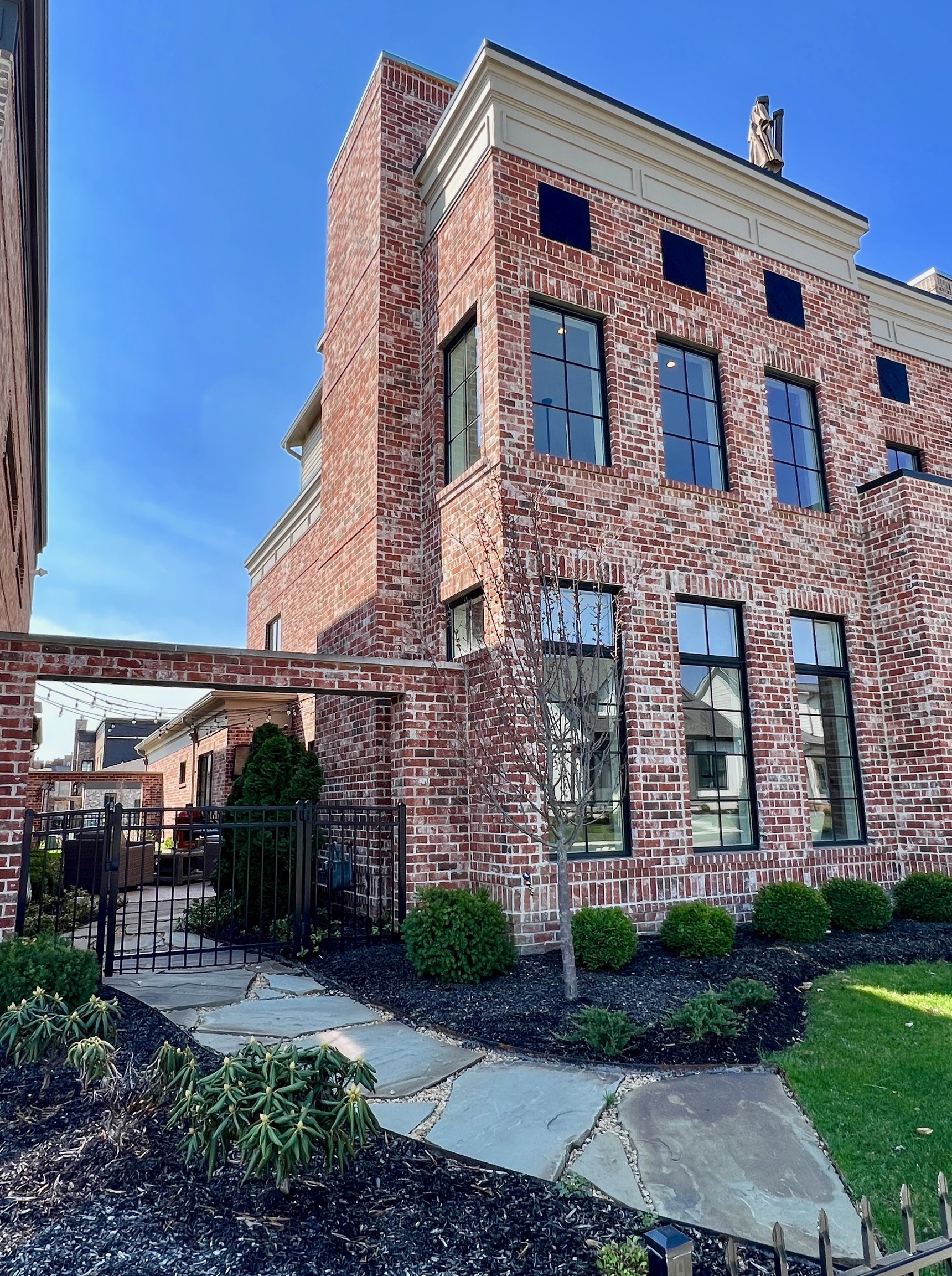 482 Simon Drive Carmel, IN 46032 - Photo 6 of 68