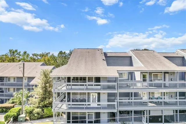 a large building with a lot of windows