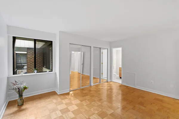 $169,900 | 9804 Georgia Avenue, Unit 23302, Silver Spring, MD 20902