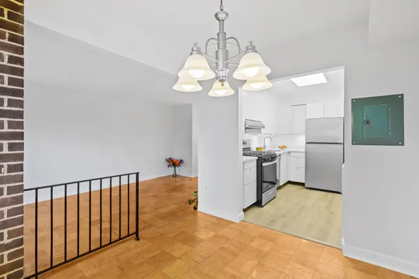 $169,900 | 9804 Georgia Avenue, Unit 23302, Silver Spring, MD 20902