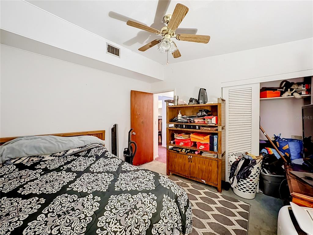 202 North 39th Street Fort Pierce, FL 34947 - Photo 16 of 45