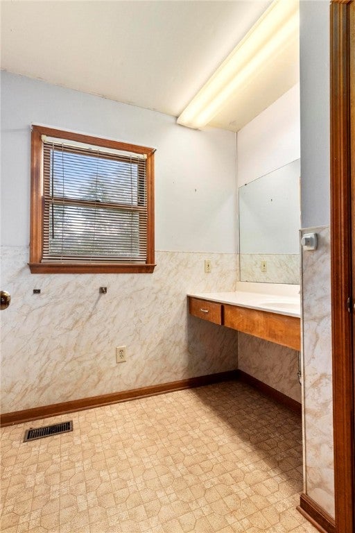 505 India Road Opelika, AL 36801 - Photo 13 of 17 Gallery Image 13