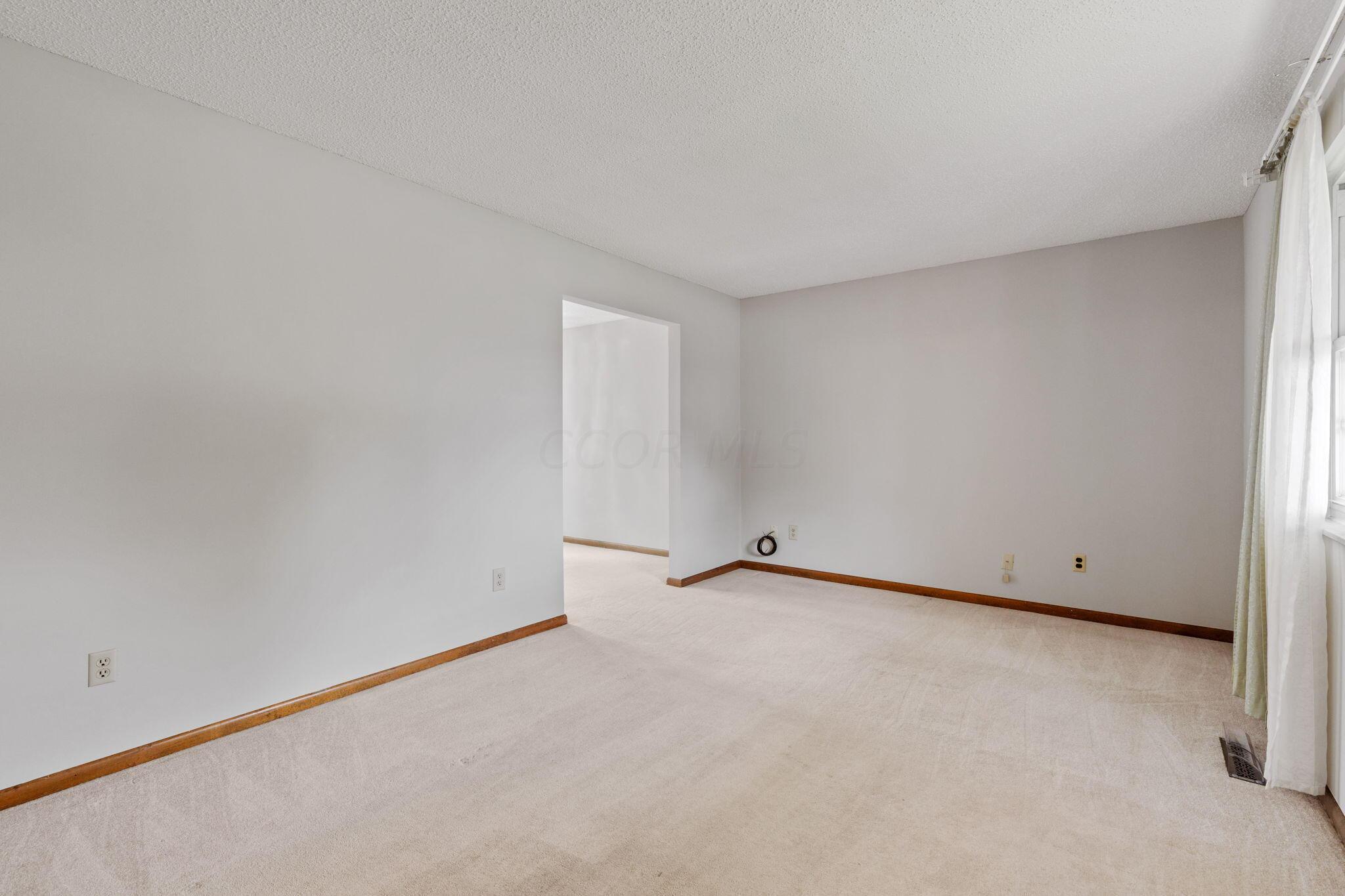 763 Ronson Avenue Columbus, OH 43230 - Photo 6 of 46 Living Room - 763 Ronson Avenue, Columbus, OH 43230