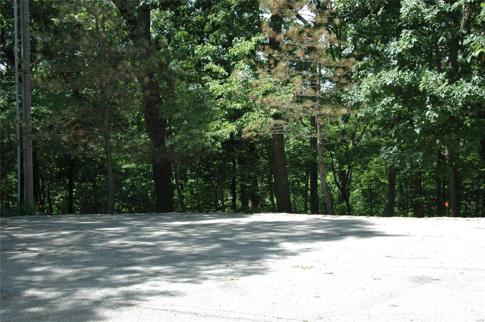 1515 Hawk Forest Road Wildwood, MO 63021 - Photo 2 of 16 Gallery Image 2