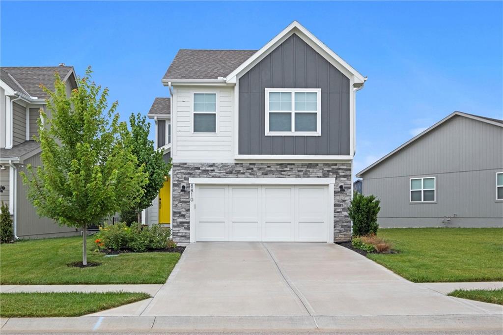 8810 Southwest 9th St  