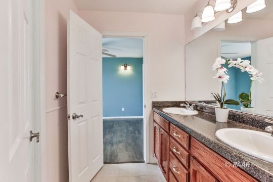 411 North Wildflower Street Ridgecrest, CA 93555 - Photo 17 of 35