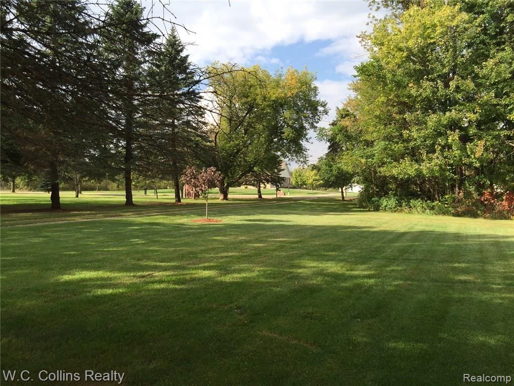 18074 28 Mile Road Ray, MI 48096 - Photo 4 of 32 Front Yard