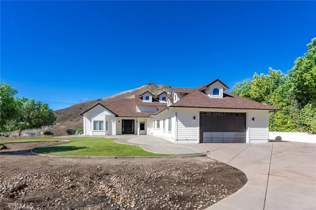 $1,099,900 | 30903 Carmen Drive, Canyon Country, CA 91390
