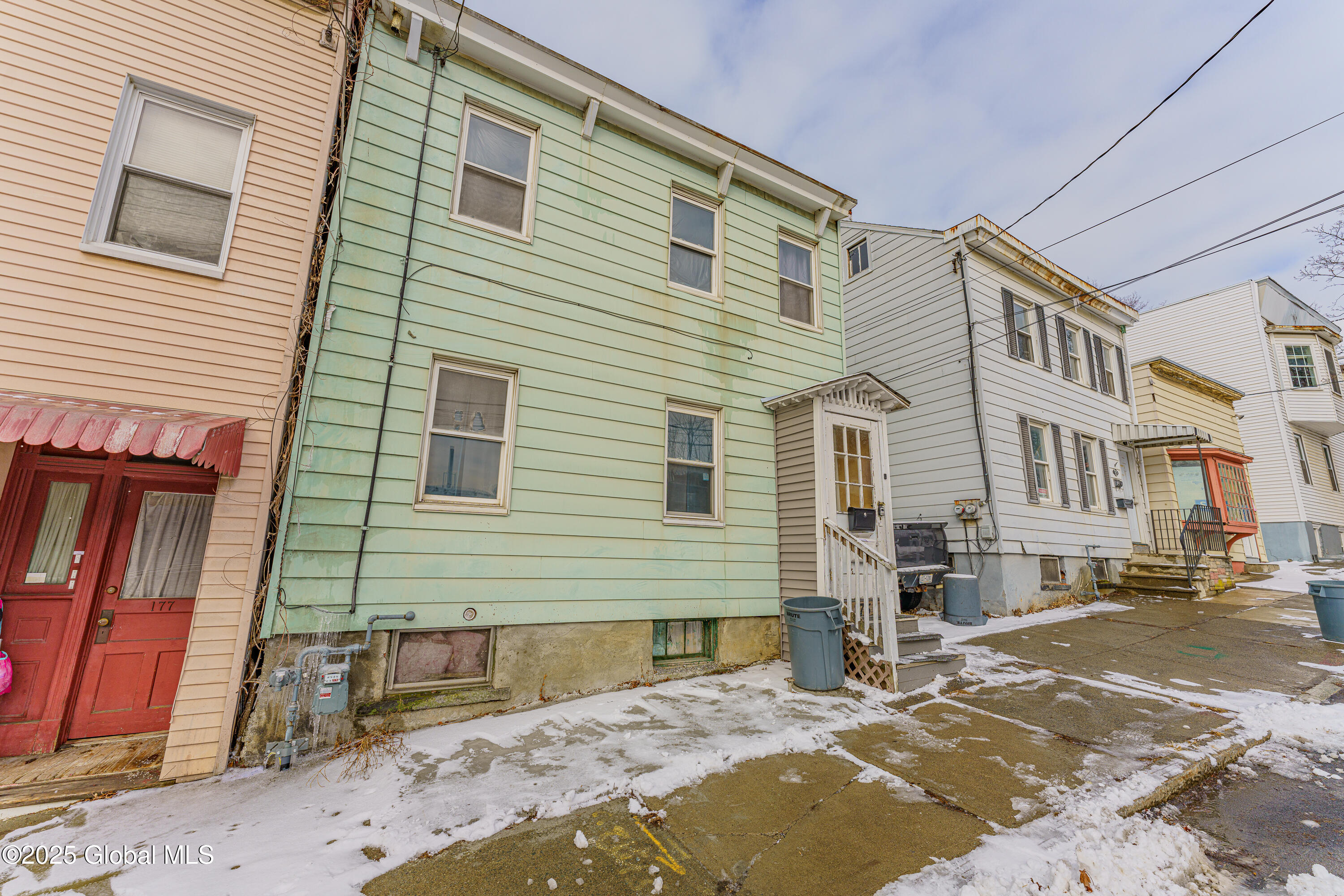 175 Broad Street Albany, NY 12202 - Photo 3 of 11 0 Front 3