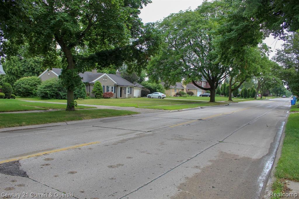854 South Gulley Road Dearborn Heights, MI 48125 - Photo 24 of 25