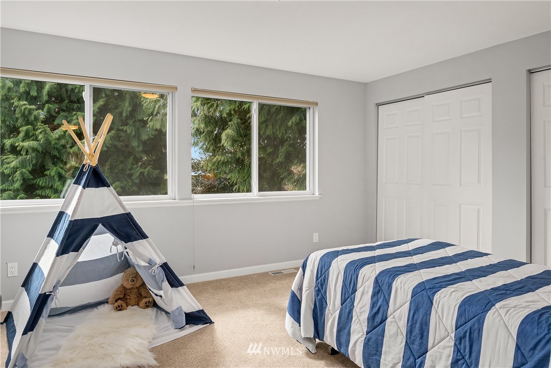10503 Northeast 197th Street Bothell, WA 98011 - Photo 20 of 34 Gallery Image 20