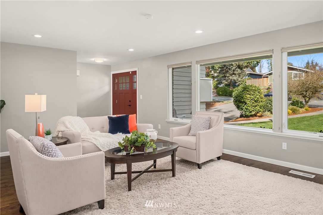 10503 Northeast 197th Street Bothell, WA 98011 - Photo 6 of 34 Gallery Image 6