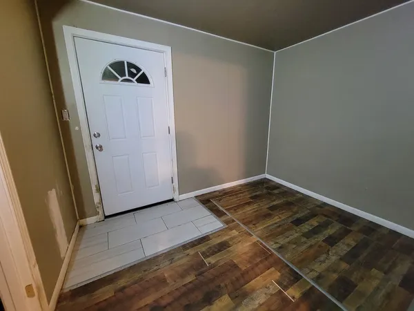 $133,567 | 915 West Superior Street, Ottawa, IL 61350