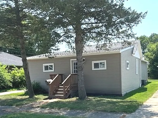 $133,567 | 915 West Superior Street, Ottawa, IL 61350