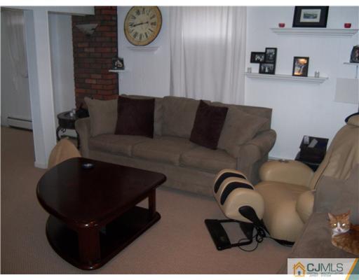 112 Inman Avenue Colonia, NJ 07067 - Photo 22 of 25 Gallery Image 22