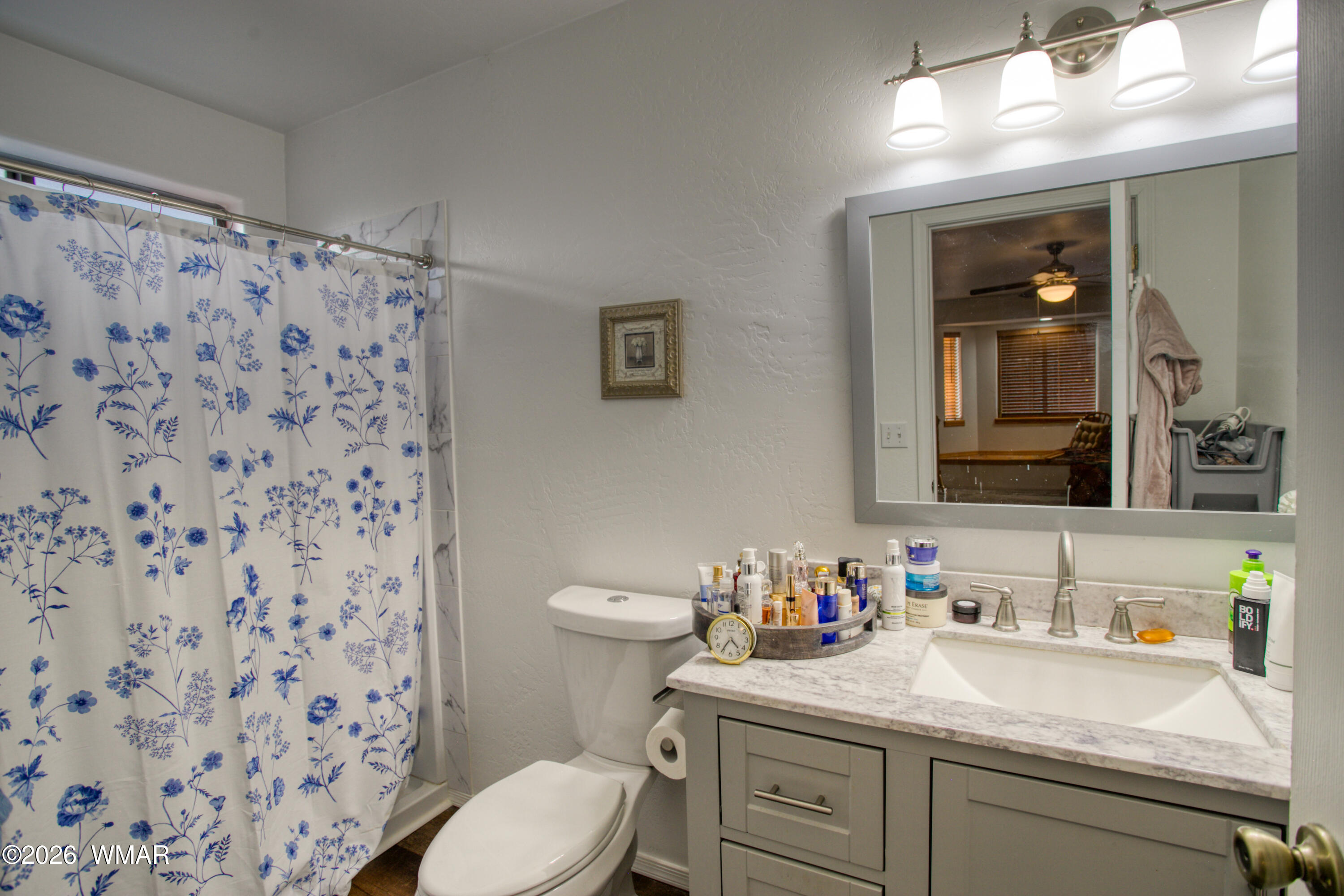 5381 Bear Run Road Lakeside, AZ 85929 - Photo 16 of 29 Master Bathroom