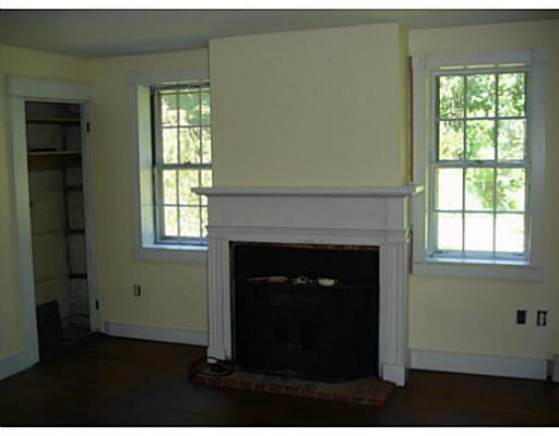 164 Dunnell Road Buxton, ME 04093 - Photo 11 of 18 Den/Family/Great Room.
