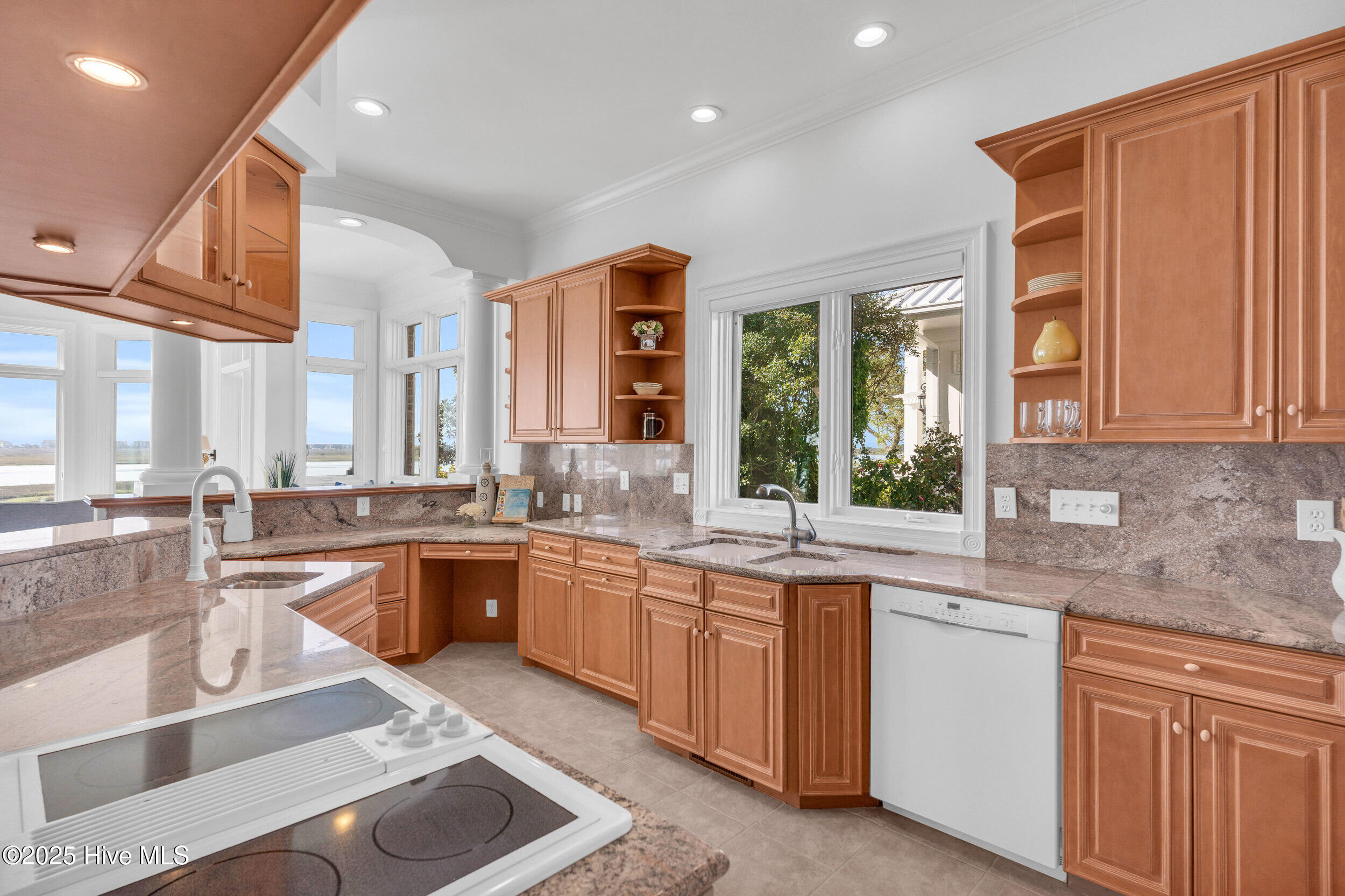 1047 Ocean Ridge Drive Wilmington, NC 28405 - Photo 21 of 65 1047 ocean ridge dr 00017