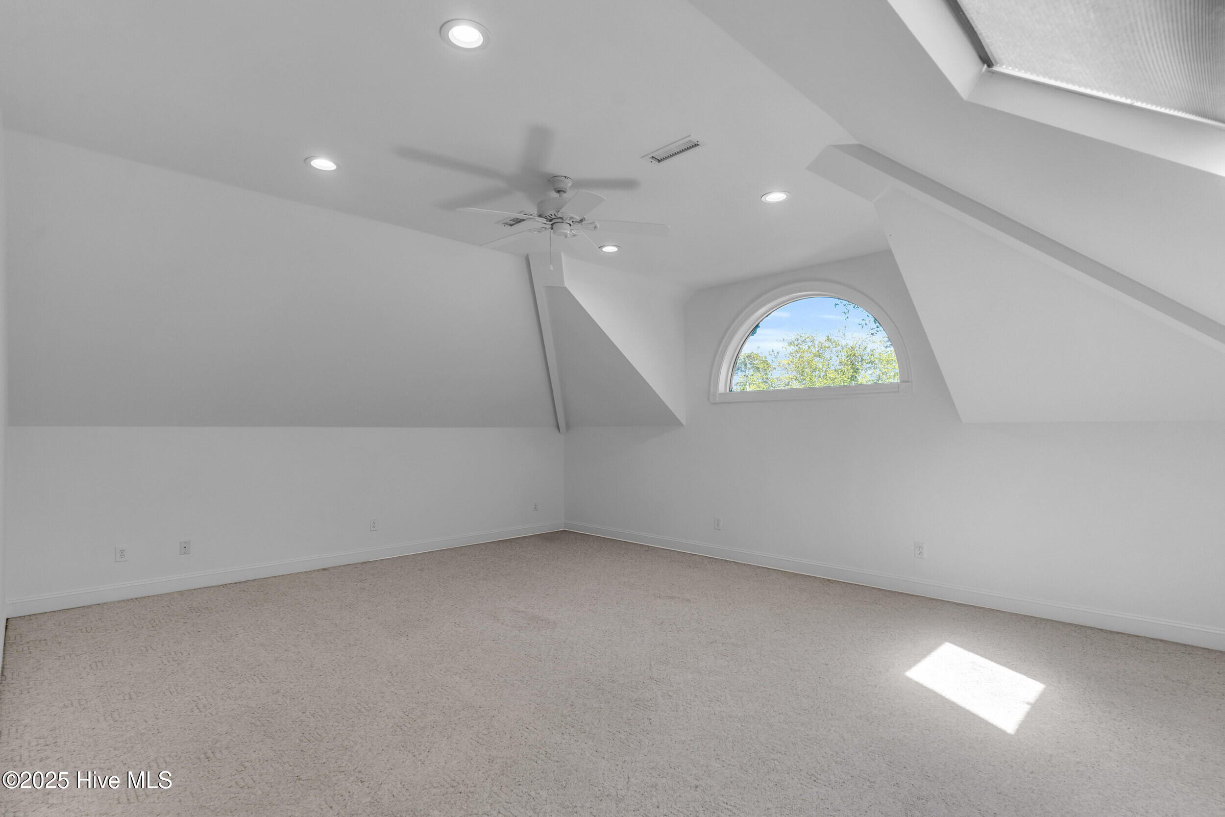 1047 Ocean Ridge Drive Wilmington, NC 28405 - Photo 35 of 65 1047 ocean ridge dr 00044