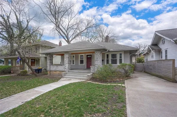 $325,000 | 5607 Holmes Street, Kansas City, MO 64110