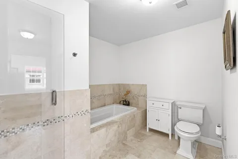 $699,000 | 10 Byron Place, Unit 804, Larchmont, NY 10538