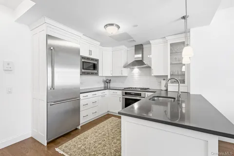 $699,000 | 10 Byron Place, Unit 804, Larchmont, NY 10538