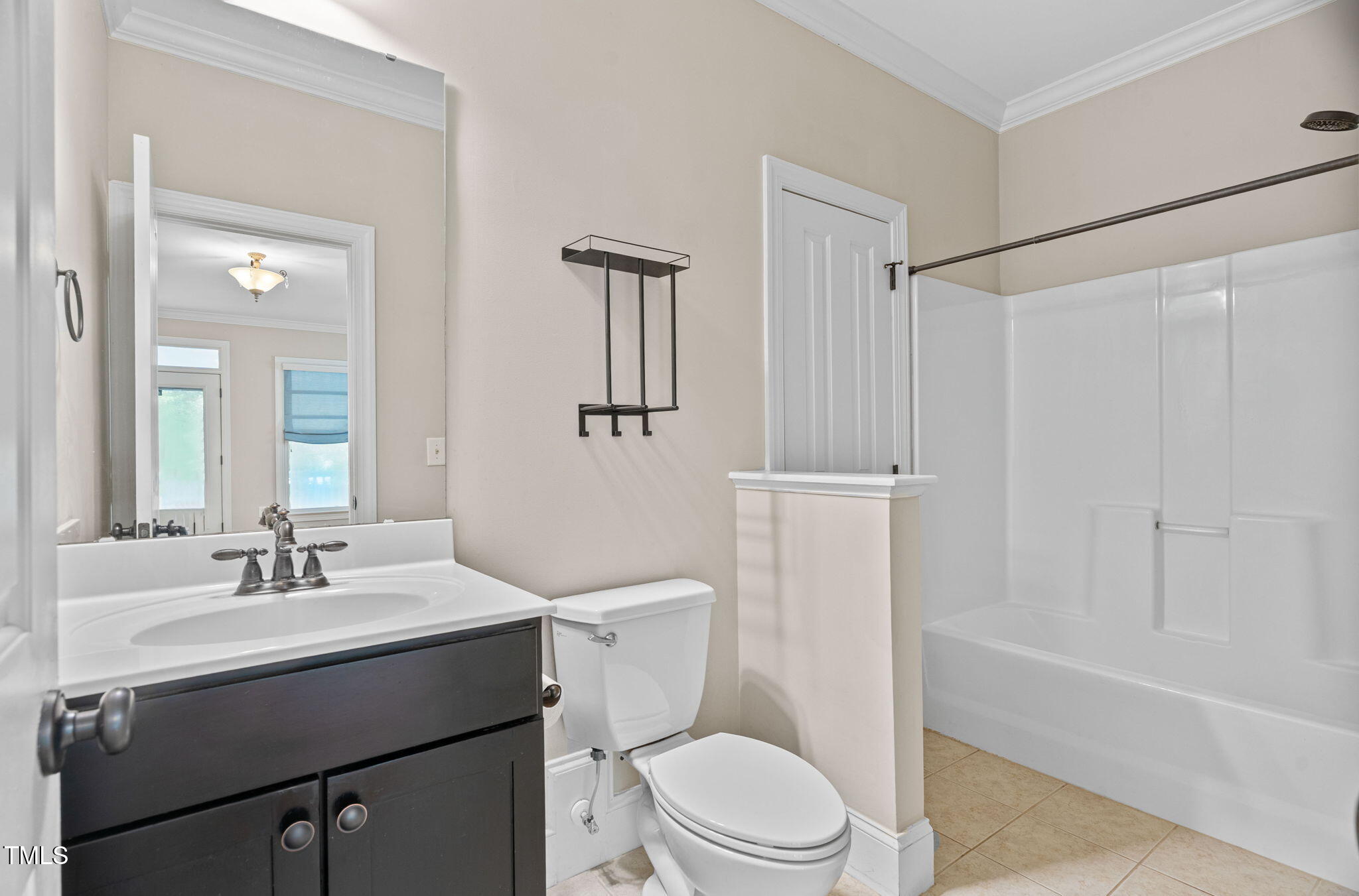 120 Redhill Road Holly Springs, NC 27540 - Photo 10 of 42 1st floor fulll bathroom