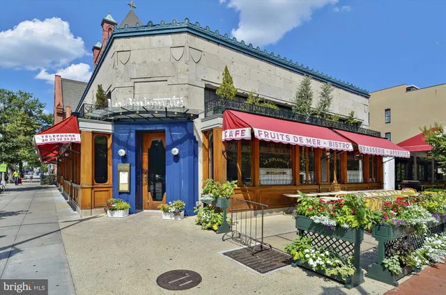 a front view of a building