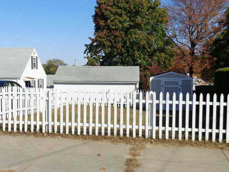 8 Fillmore Street Pawtucket, RI 02860 - Photo 15 of 15 Exterior Front.
