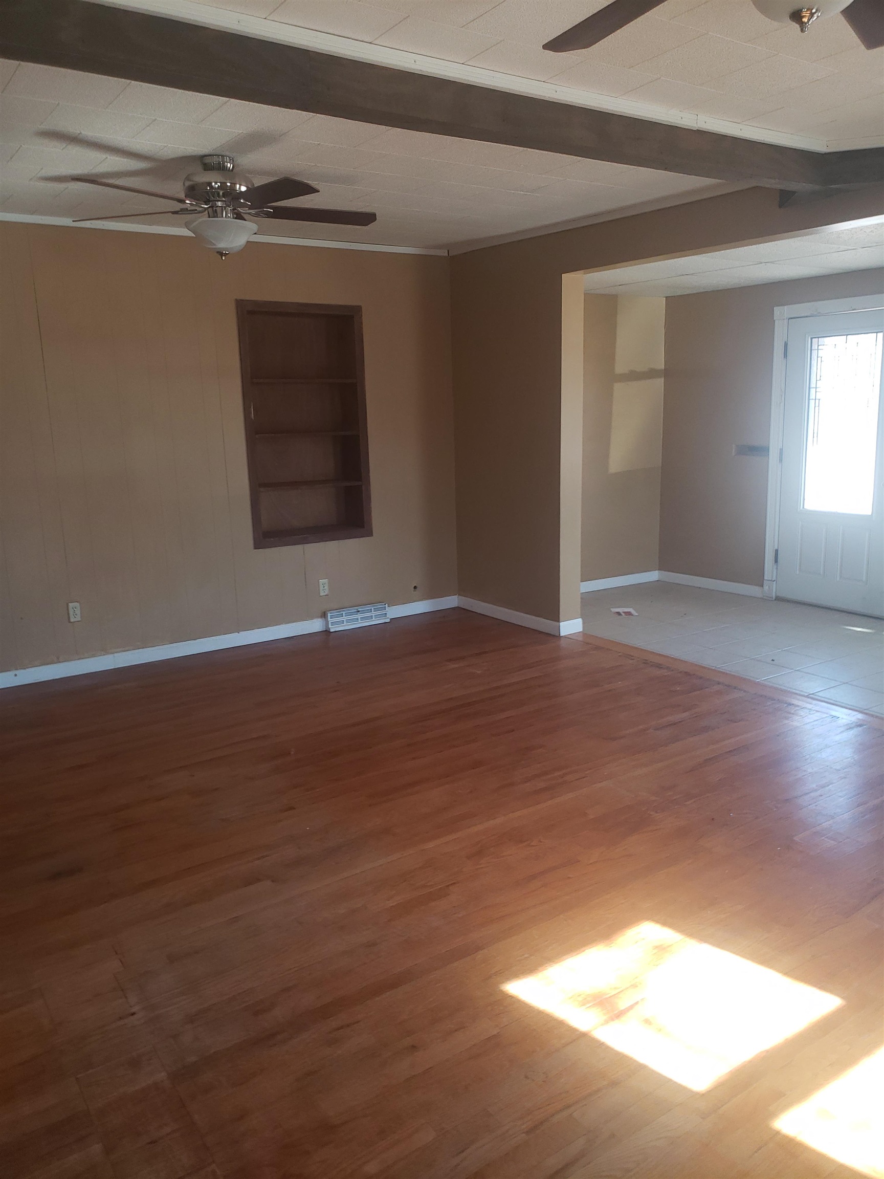 427 South Reed Avenue Lyons, KS 67554 - Photo 4 of 26