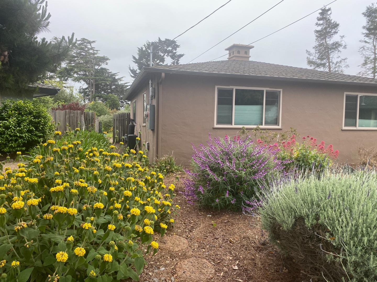 200 Riker Terrace Salinas, CA 93901 - Photo 9 of 12 Gallery Image 9