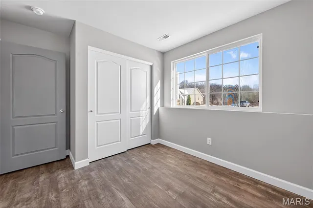 $260,000 | 127 Creekside Drive, Winfield, MO 63389